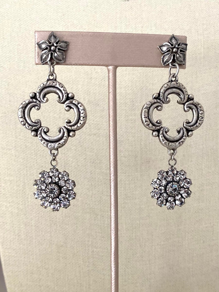 Class and Sass Clover Earrings - Silver