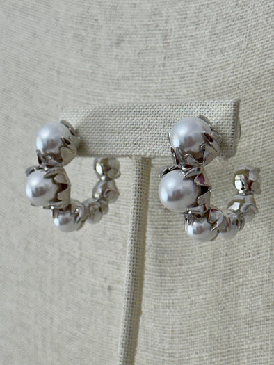 Porclean Beauty Pearl Hoop Earrings - Silver