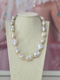 Quiet But Luxurious Baroque Pearl Necklace