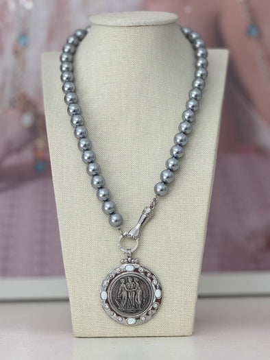 The Three Graces Necklace - Grey Pearl