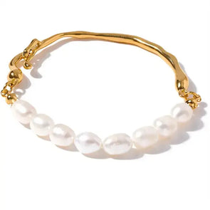 Avante Pearl Bracelet - Image #1